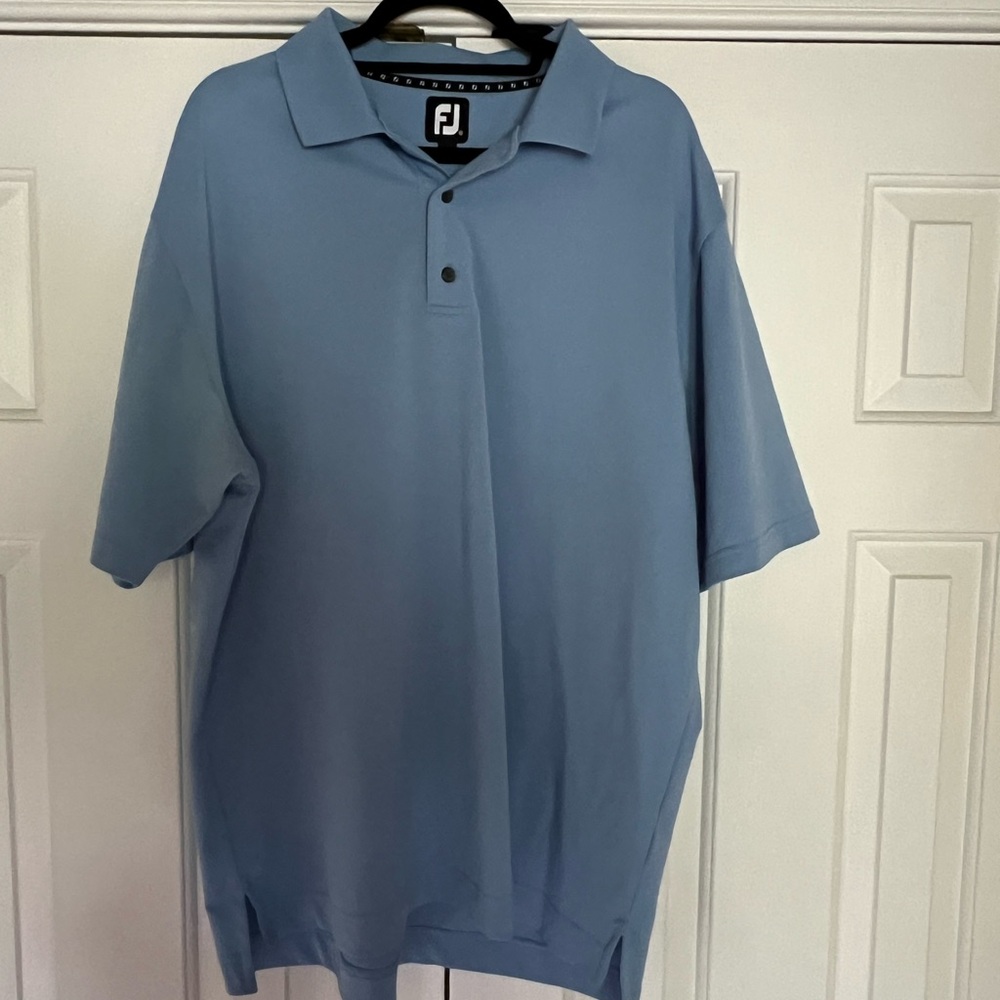 Footjoy short sleeve golf shirt, size XL